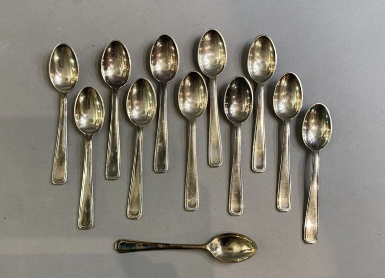 BOULENGER - Ensemble de 12 cuillères à moka en argent (800) dans le style Art D…