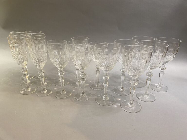Cristallerie de Lorraine - Service de verre en cristal modèle Charlotte de 6 ve…