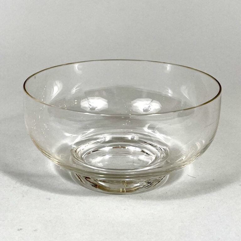 ROSENTHAL. Studio-Linie. - 12 rince-doigts en cristal. - Hauteur : 5.5 cm Diamè…