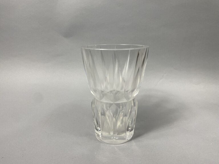 Vase en cristal - H : 25 cm