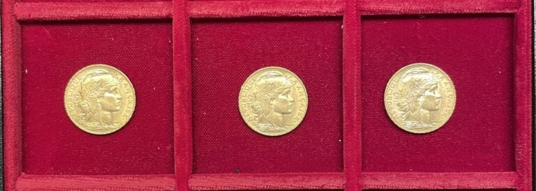 Ensemble de 3 pièces de 20 Francs or Marianne Coq au revers comprenant : - 3x19…