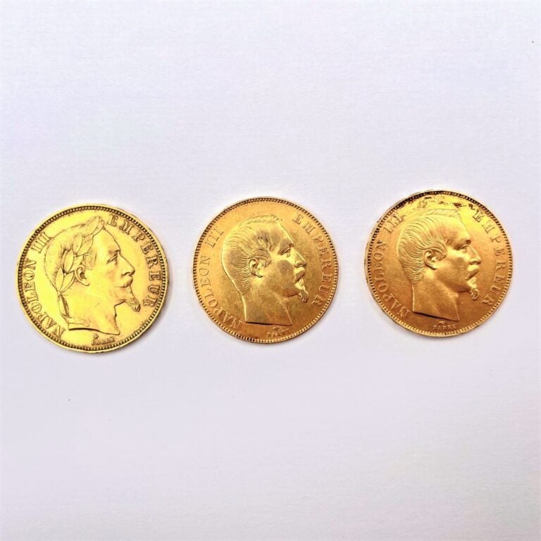 Ensemble de 3 pièces de 50 Francs or Napoléon III Empereur comprenant : - 1x 18…