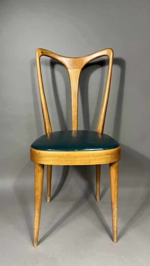 Guglielmo ULRICH (1904-1977) - Suite de 5 chaises à large dossier évasé, ajouré…