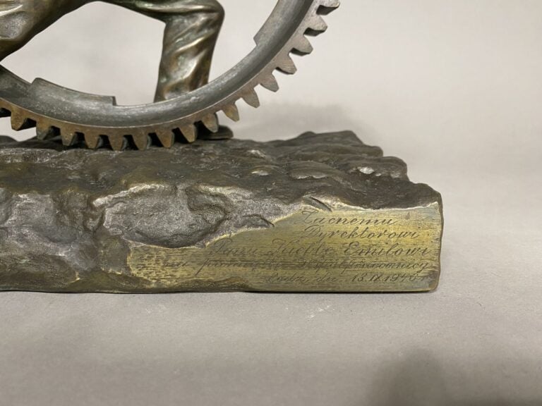 Jerzy LESKI (1906-1969), d'après - Le travail - Sculpture en bronze - Dédicace…