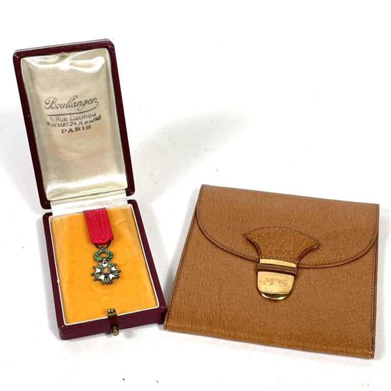MINIATURE Légion d'honneur et Porte-billets en peau gold, à fermoir en or jaune…