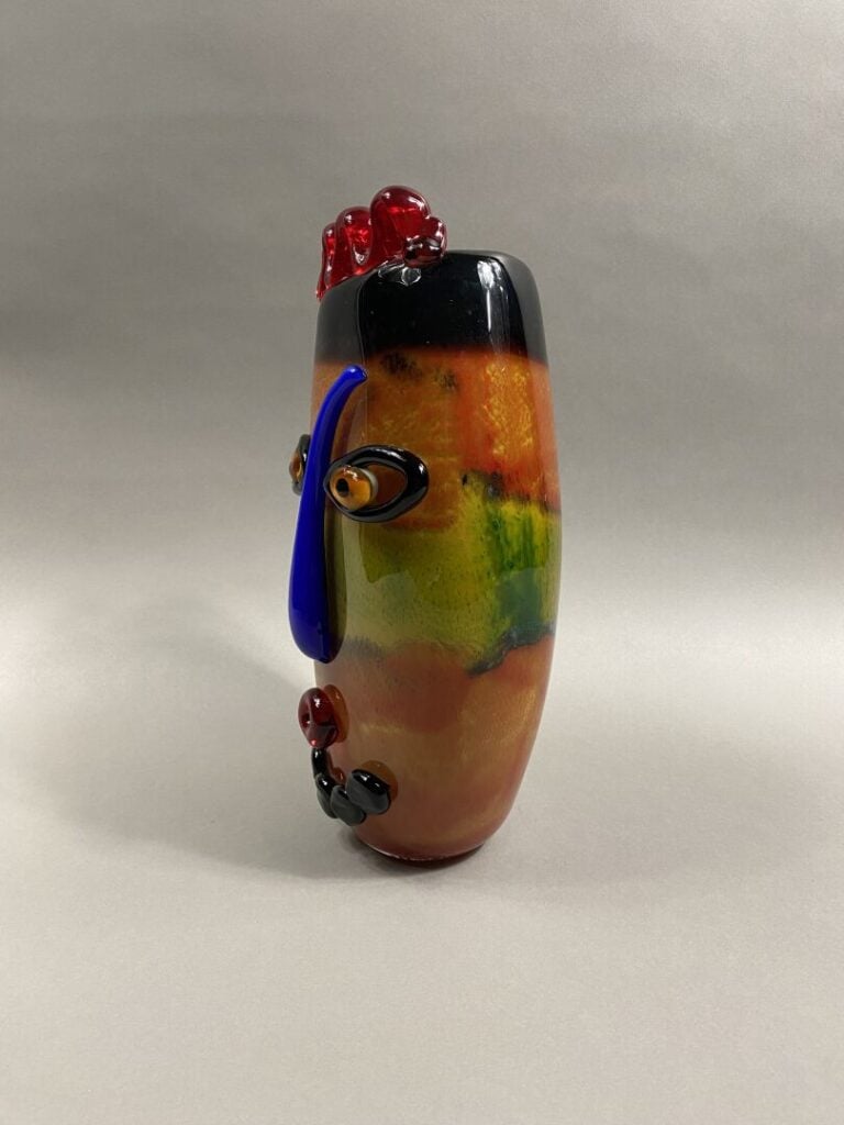 MURANO - Grand vase anthropomorphe en verre multicouche dans les tons vert, noi…
