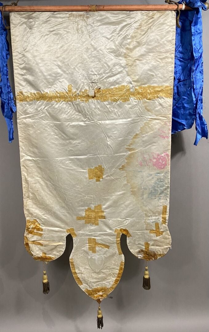 Nice - Importante bannière pour le Carnaval de Nice, 1912 - Bannière de soie à…