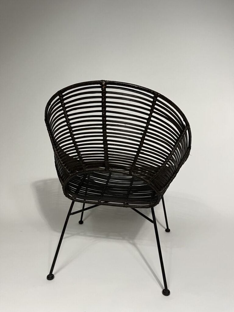VITO SELMA (XXe) - Ensemble de quatre fauteuils en métal, rotin et baguette de…
