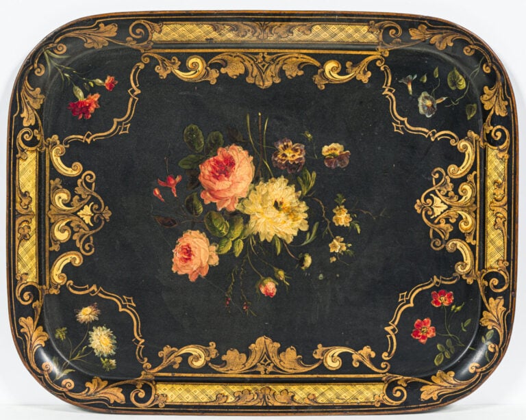 Lot de 4 PLATEAUX en tôle peinte à décor de fruits et de fleurs - 75 x 55 - 60…