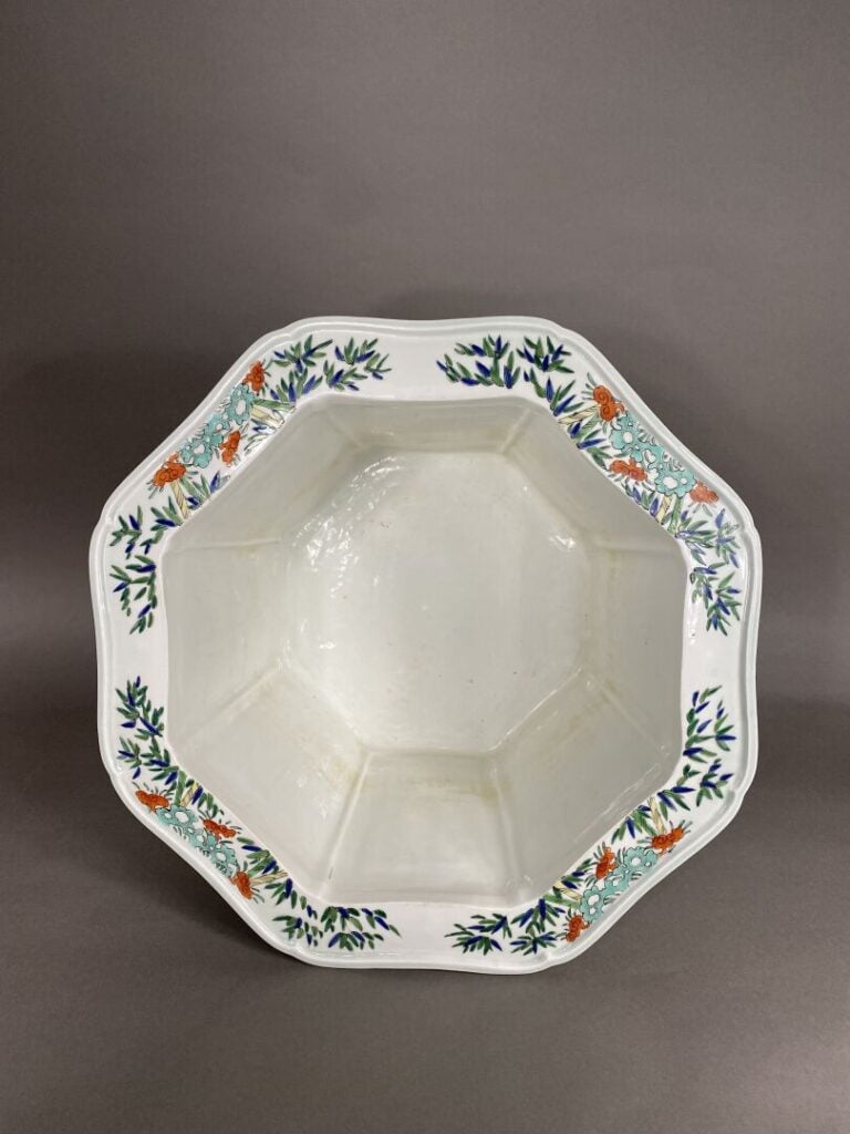 Samson, dans le goût de la Chine - Importante jardinière en porcelaine émaillée…