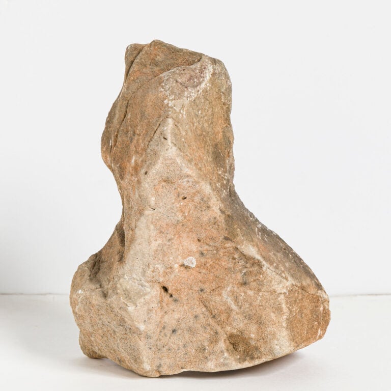 SLAVKO KOPAČ (1913-1995) - Buste de personnage - Pierre sculptée - 20 x 16 cm