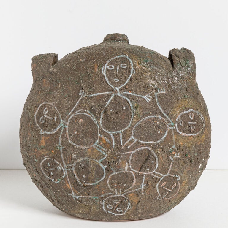 SLAVKO KOPAČ (1913-1995) - Cruche - Terre cuite émaillée, avec décor de personn…
