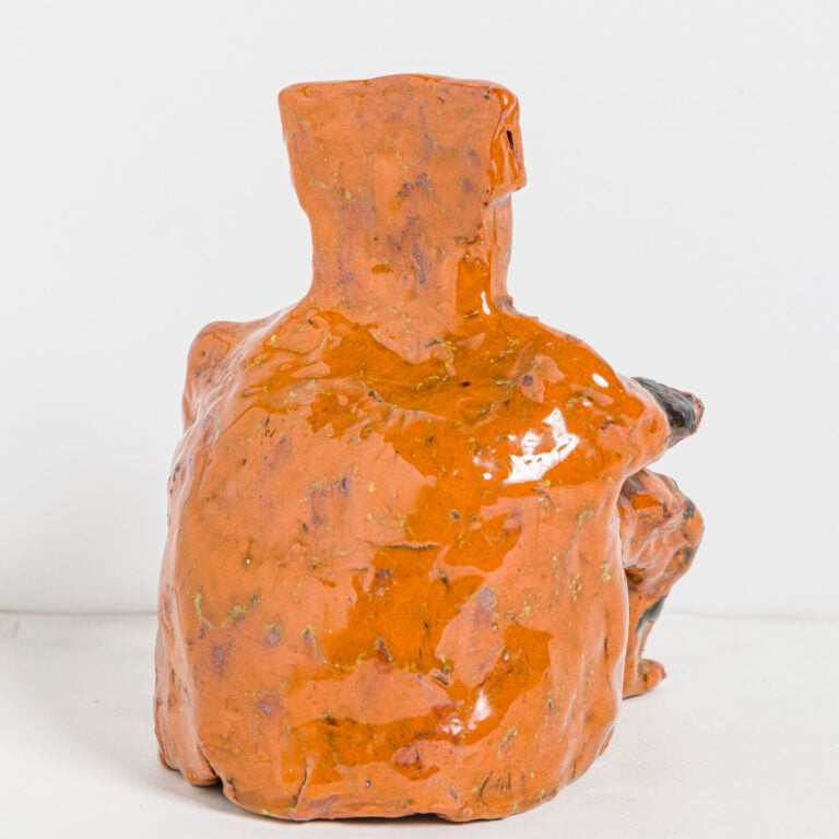 SLAVKO KOPAČ (1913-1995)? - Personnage assis - Terre cuite émaillée - 12 x 10 c…
