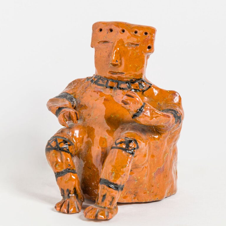SLAVKO KOPAČ (1913-1995)? - Personnage assis - Terre cuite émaillée - 12 x 10 c…
