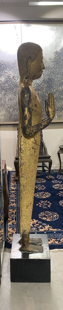 Thaïlande, Rattanakosin - Importante paire de bouddha en bronze laqué or représ…
