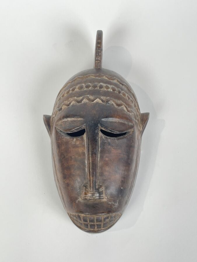 AFRIQUE - Lot de deux MASQUES décoratifs - Hauteur : 32 environ et 57 environ -…