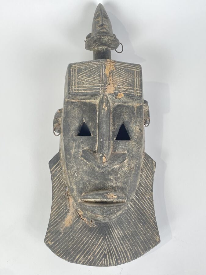 AFRIQUE - Lot de deux MASQUES décoratifs - Hauteur : 32 environ et 57 environ -…