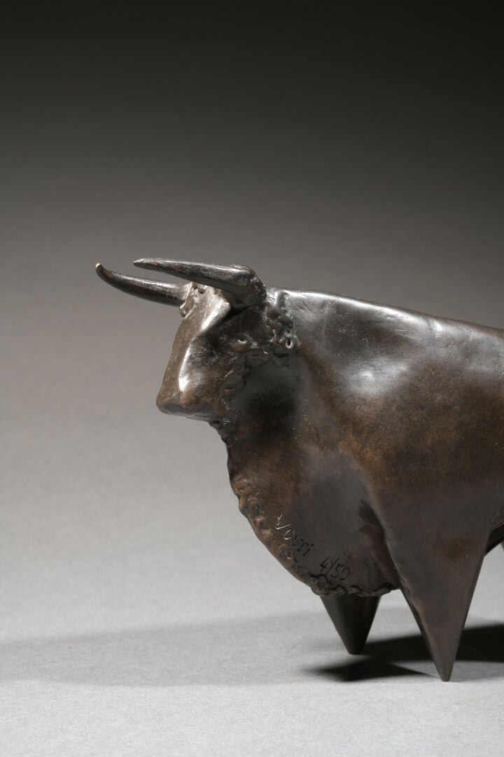 Antoniucci VOLTI (1915-1989) - Taureau - Epreuve en bronze à patine brune - Sig…
