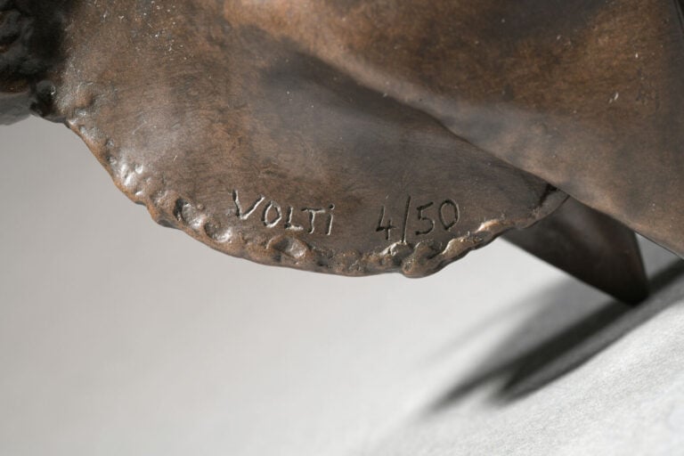 Antoniucci VOLTI (1915-1989) - Taureau - Epreuve en bronze à patine brune - Sig…