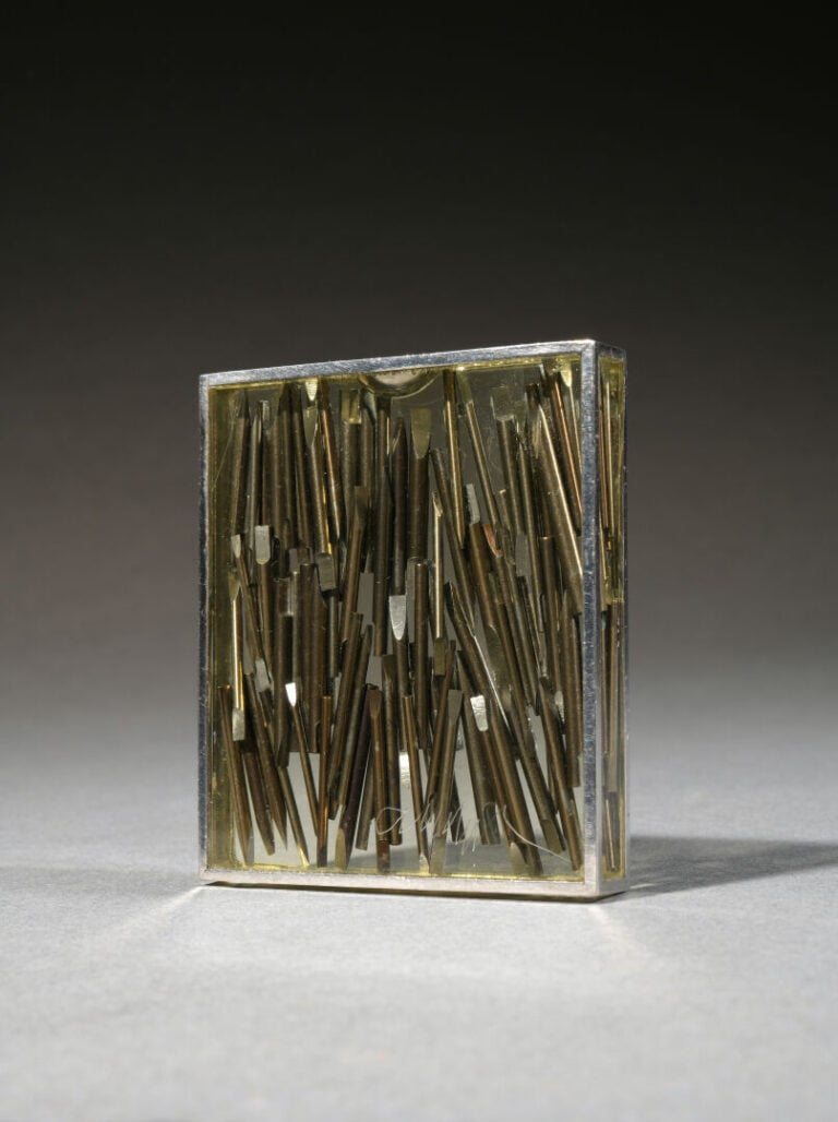 Armand FERNANDEZ dit ARMAN (1928-2005) - Accumulation de pointes - Résine et pl…