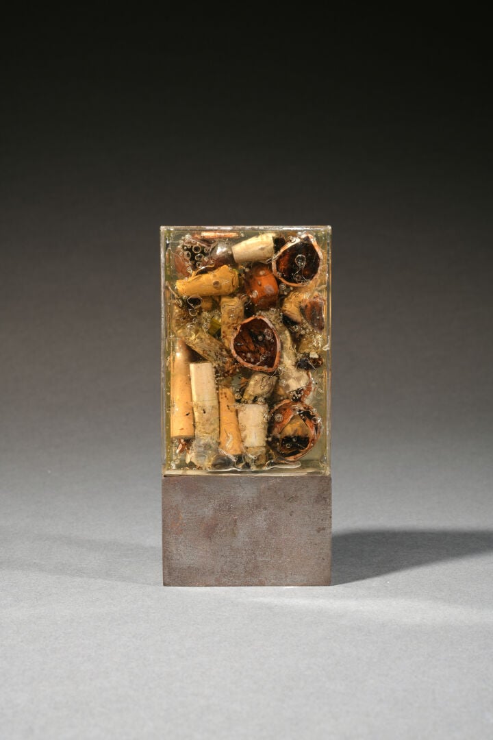 Armand FERNANDEZ dit ARMAN (1928-2005) - Poubelle de cendrier - Accumulation de…