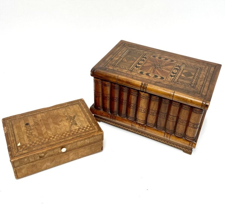 Lot de 2 BOITES ou coffrets divers dont coffret en marqueterie de paille à déco…