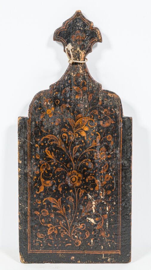Lot de quatre MIROIRS orientaux à décors incrustés de nacre et un à décor flora…