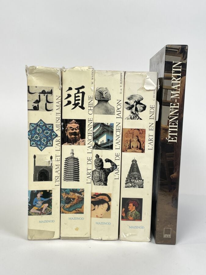 MAZENOD.Lot de 4 volumes : "Japon, Chine, Inde, l'Islam et l'Art Musulman - on…