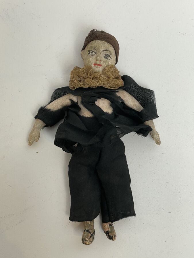 Petite POUPEE Pierrot de Wilette, vers 1900, tête bras et jambes articulés, tou…