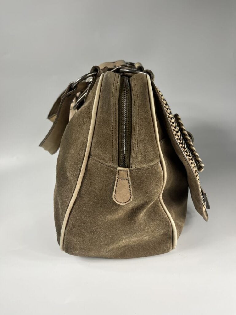 CHRISTIAN DIOR - Sac en peau marron et cuir beige, double anse en cuir coordonn…