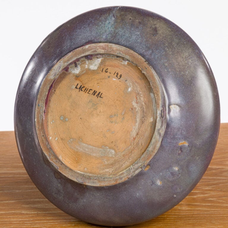 Edmond LACHENAL (1855-1930) - Vase en céramique émaillée à nuances violettes à…