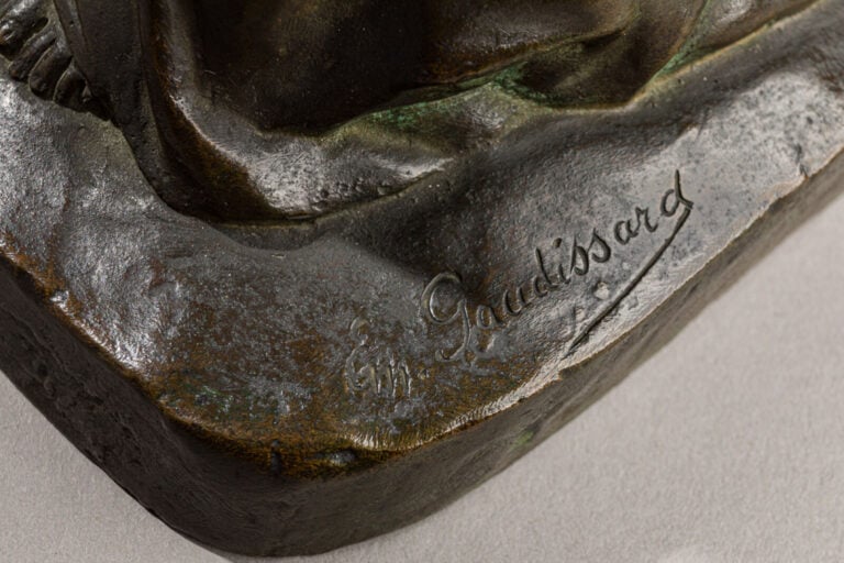 Émile GAUDISSARD(1872-1956) - Mendiant - Bronze à patine verte foncée, signé su…
