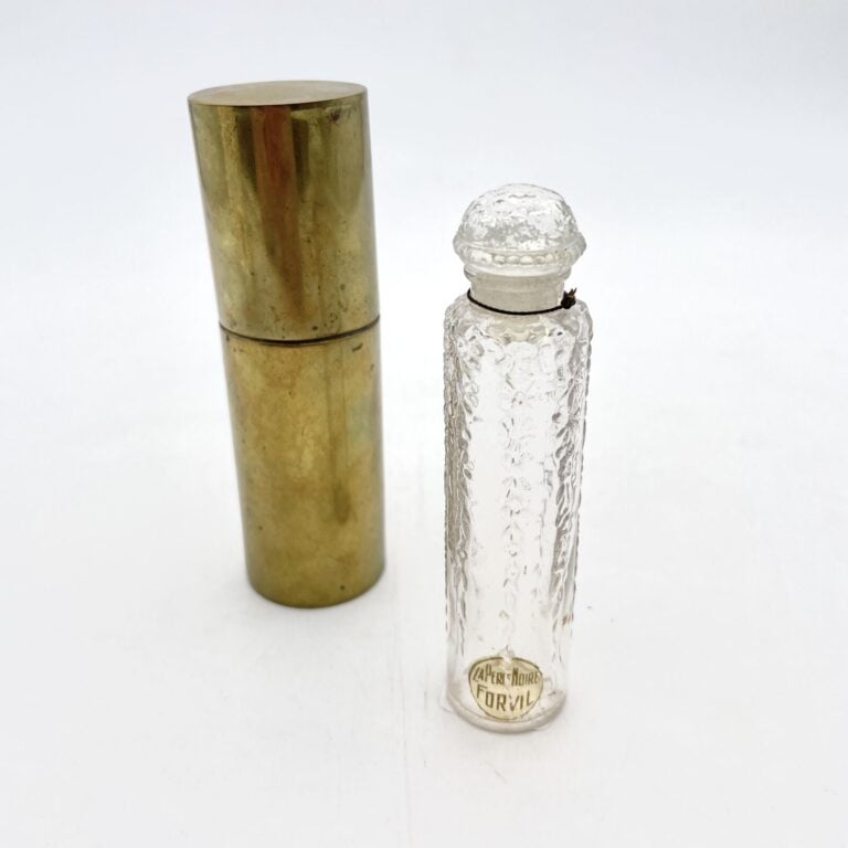 FORVILLE, flacon à la marguerite de René Lalique, (1920), dans son étui douille…