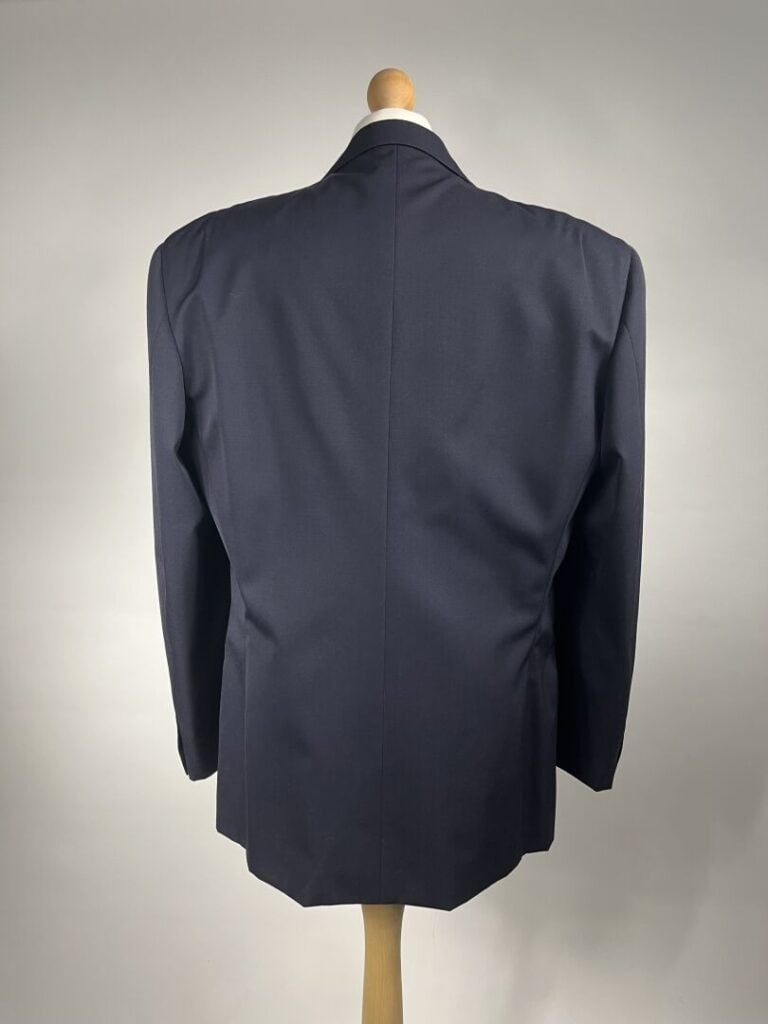 GIANNI VERSACE COUTURE - Veste pour homme en lainage marine agrémenté de fines…
