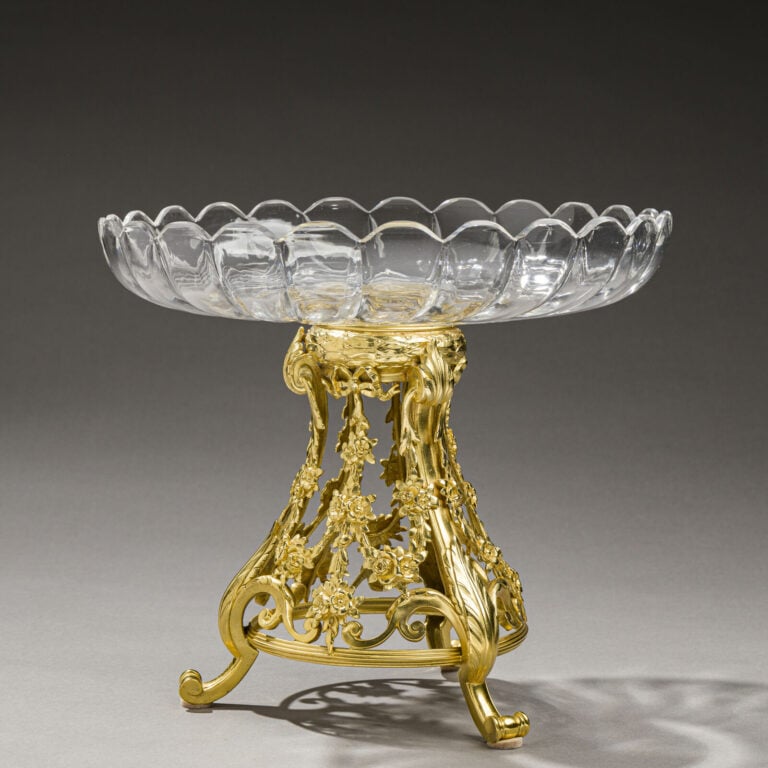 Grande coupe haute centre de table en VERMEIL, Argent massif doré et cristal de…