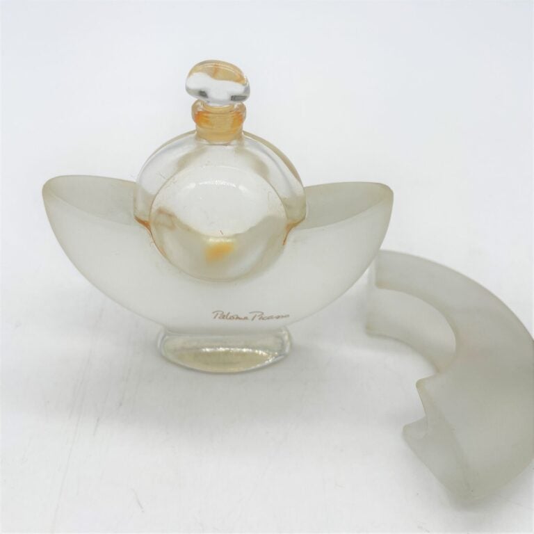 Lot de 4 flacons contemporains dont 1 en boîte : - - PALOMA PICASSO, 2 flacons…