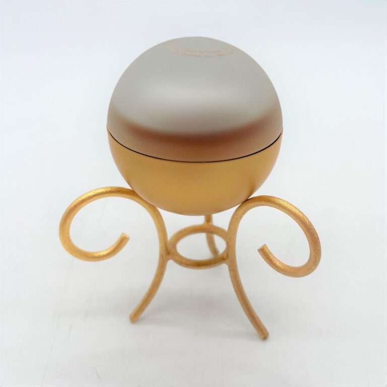Lot de 4 flacons contemporains dont 1 en boîte : - - PALOMA PICASSO, 2 flacons…