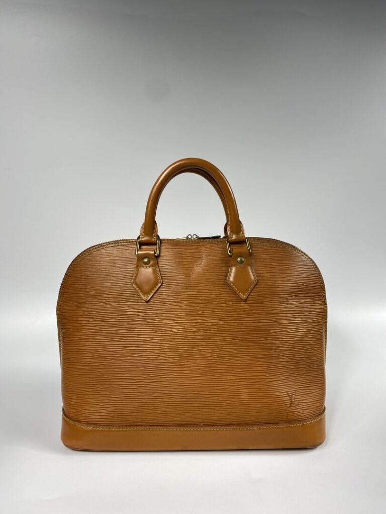 LOUIS VUITTON - Sac « Alma » en cuir épi cognac, double poignée, bijouterie dor…