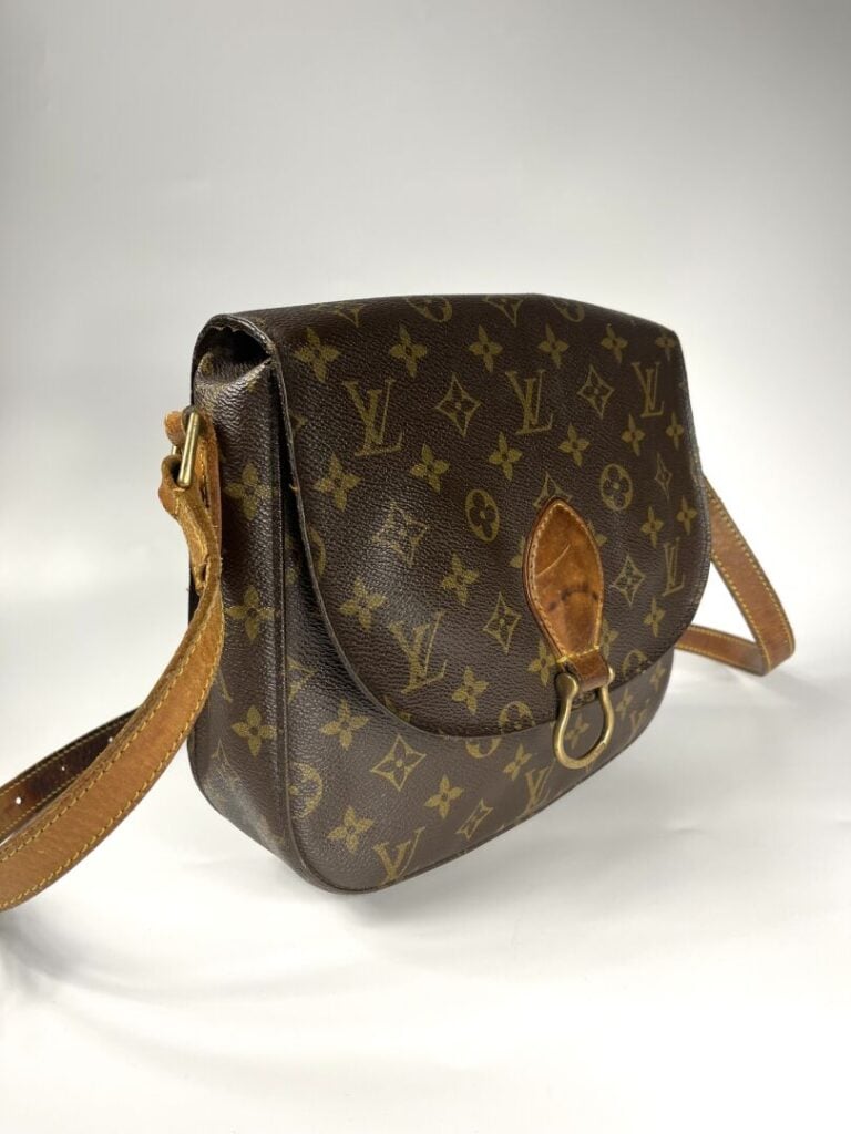 LOUIS VUITTON - Sac « Saint Cloud » en toile monogramme et cuir naturel, bandou…