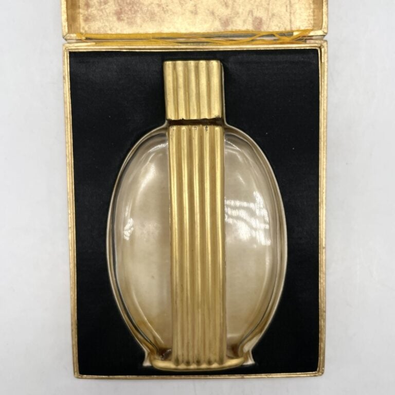 MOLLINO, "La fête", (1935), flacon en cristal dans sa boîte d'origine, H.11 cm…