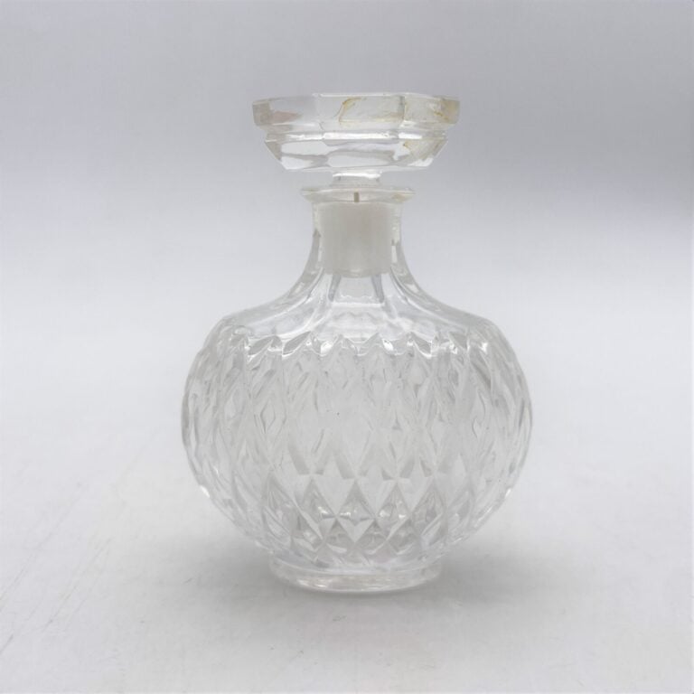 Nina RICCI, "Capricci", flacon de Marc Lalique - H. 9 cm - (Accident au col) -…