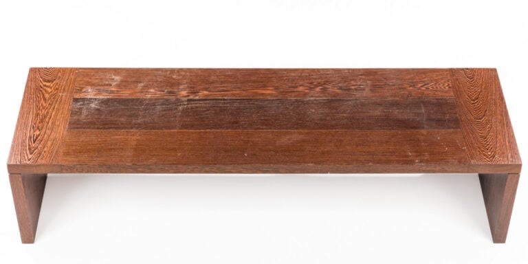 Philippe HUREL (Né en 1955) - Table basse en placage de wengé, plateau rectangu…