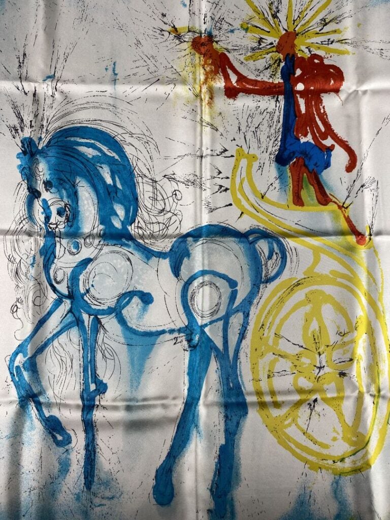 Salvador DALI (1904-1989) par Demart Pro Arte - Carré en twill de soie imprimé…