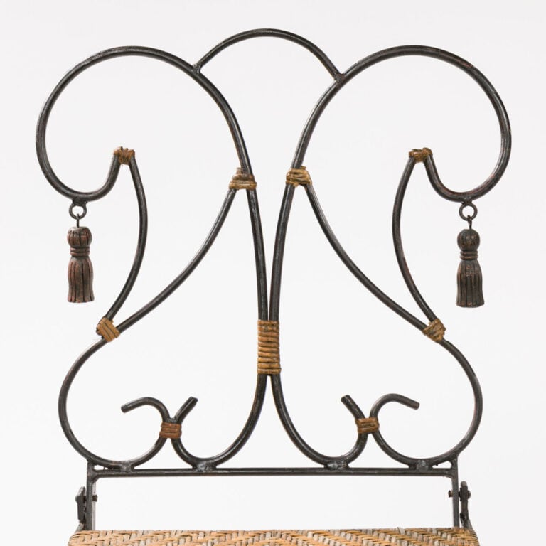 Travail FRANCAIS 1920 - Suite de quatre chaises pliables en métal courbé peint…