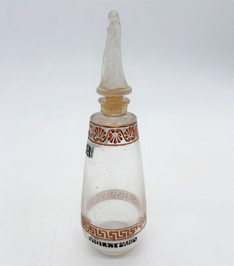 VIOLET, "Tanagra", (1922), flacon Lucien Gaillard, signé - H. 14 cm