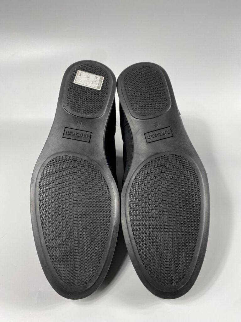 A. TESTONI - Paire de sneakers en daim noir (Pointure 9 1/2) - Très bon état