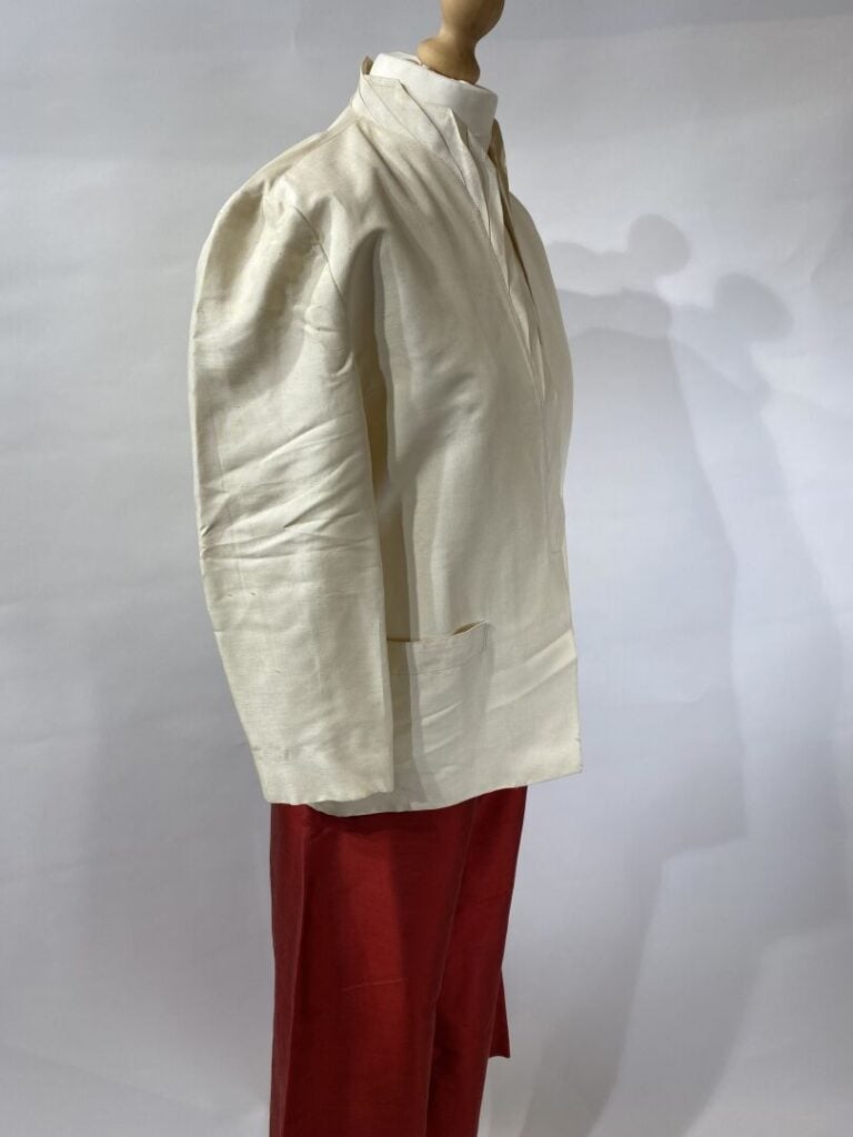 EMMANUELLE KHANH, CHRISTIE DE LA RUE, FEMMES JE VOUS AIME - Veste bord à bord e…