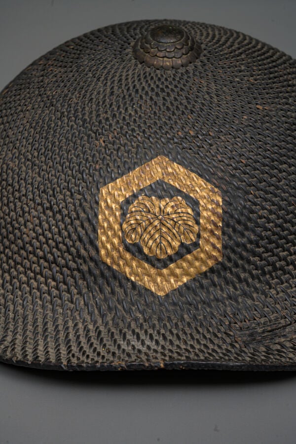 JAPON - Fin de la période Edo (premier quart du XIXe siècle) - CASQUE de cavali…