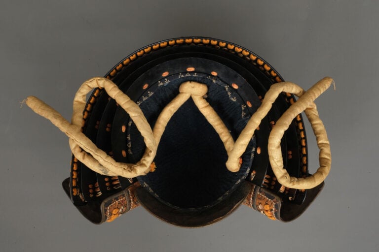 JAPON - milieu de la période Shôwa (milieu du XXe siècle) - ARMURE japonaise en…