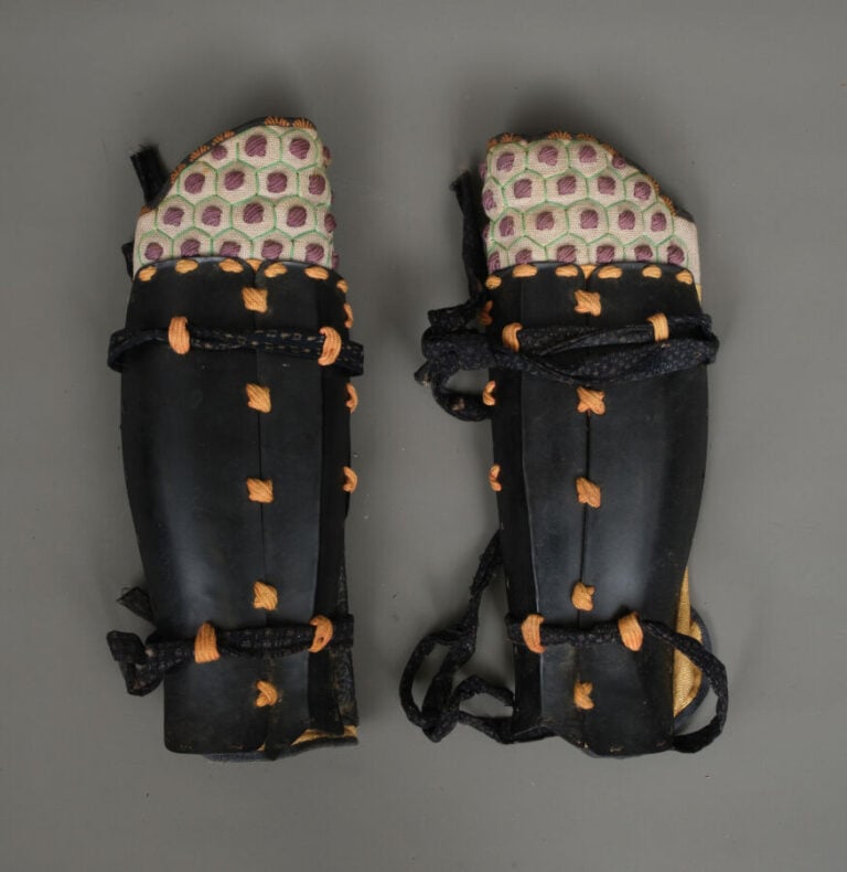 JAPON - milieu de la période Shôwa (milieu du XXe siècle) - ARMURE japonaise en…